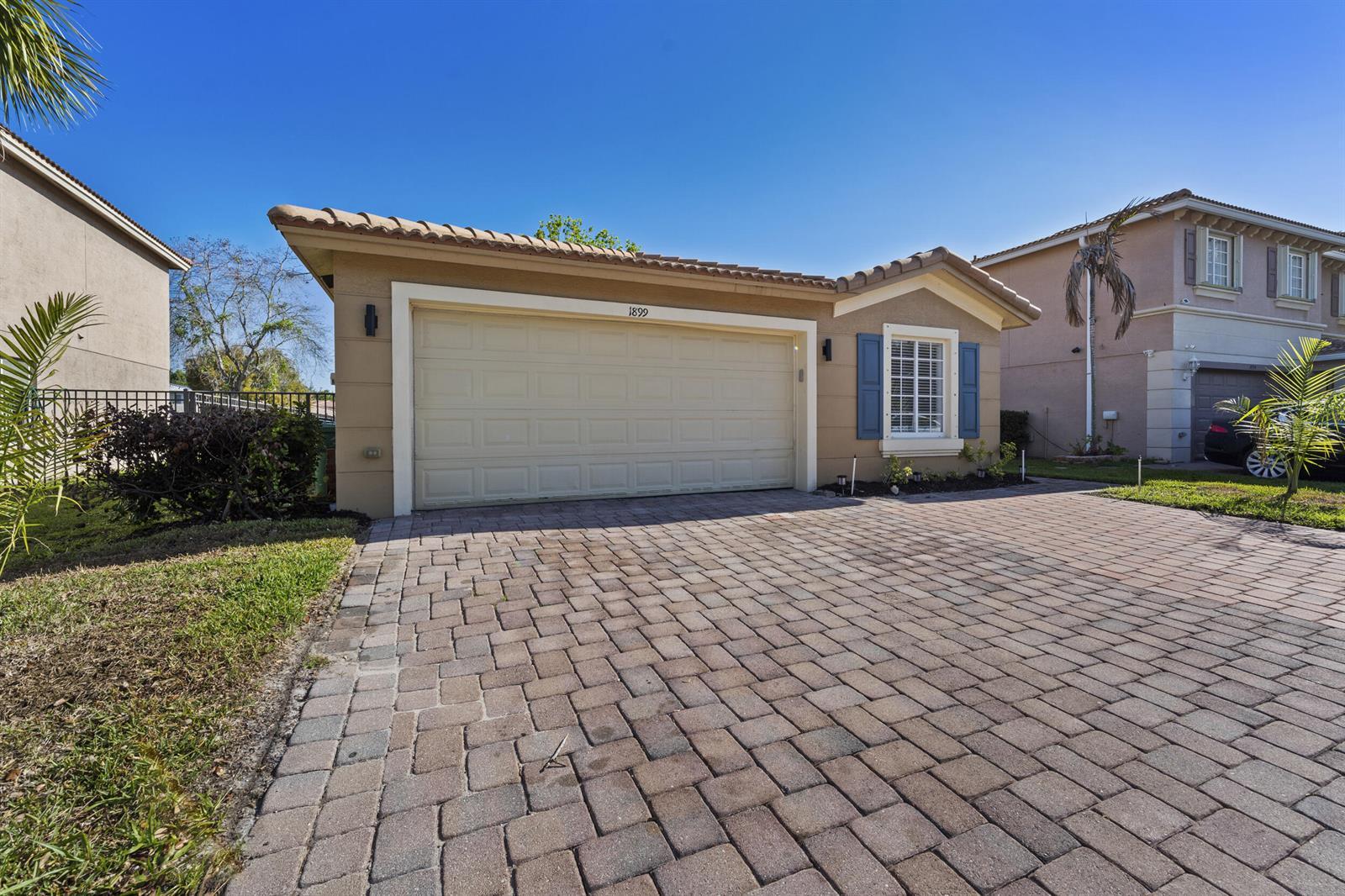 1899 Newport Isles Boulevard, Port St. Lucie FL 34953