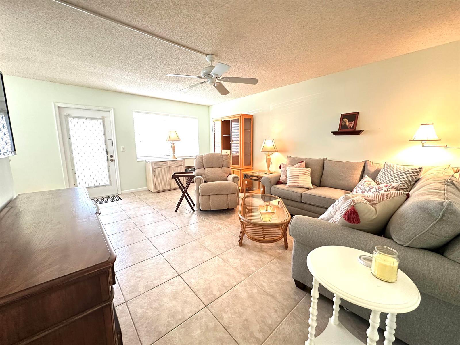 289 Markham N # 289, Deerfield Beach FL 33442 photo 3