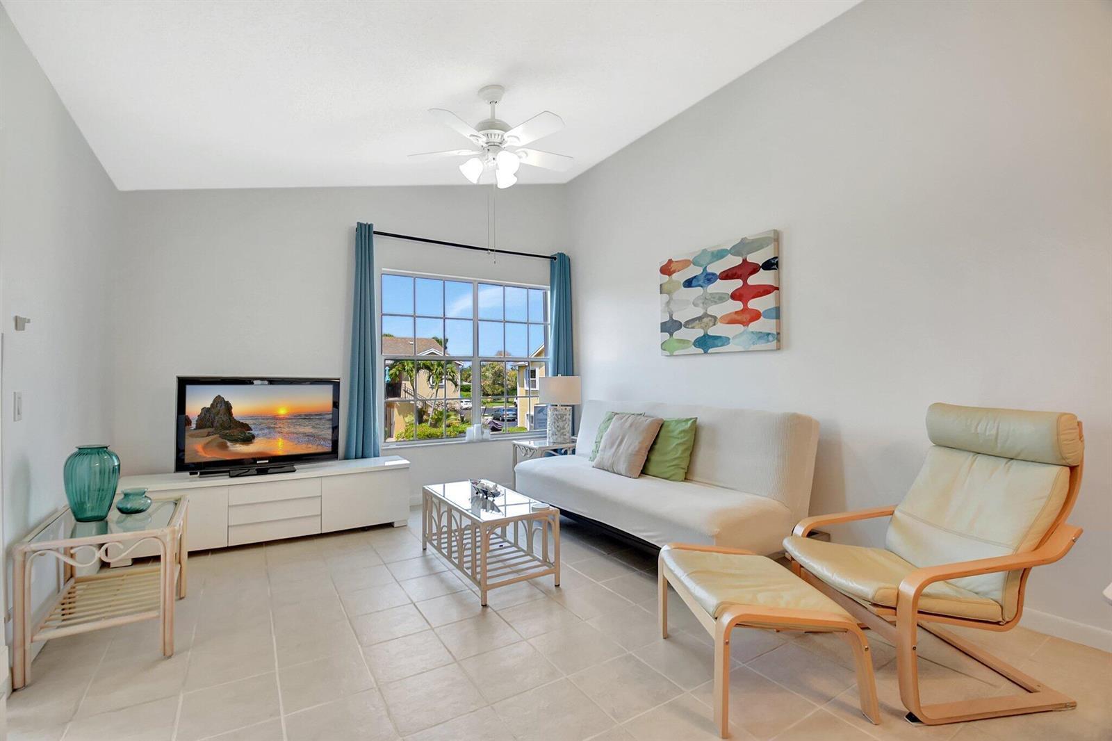 621 Waterside Drive, Hypoluxo FL 33462 photo 4