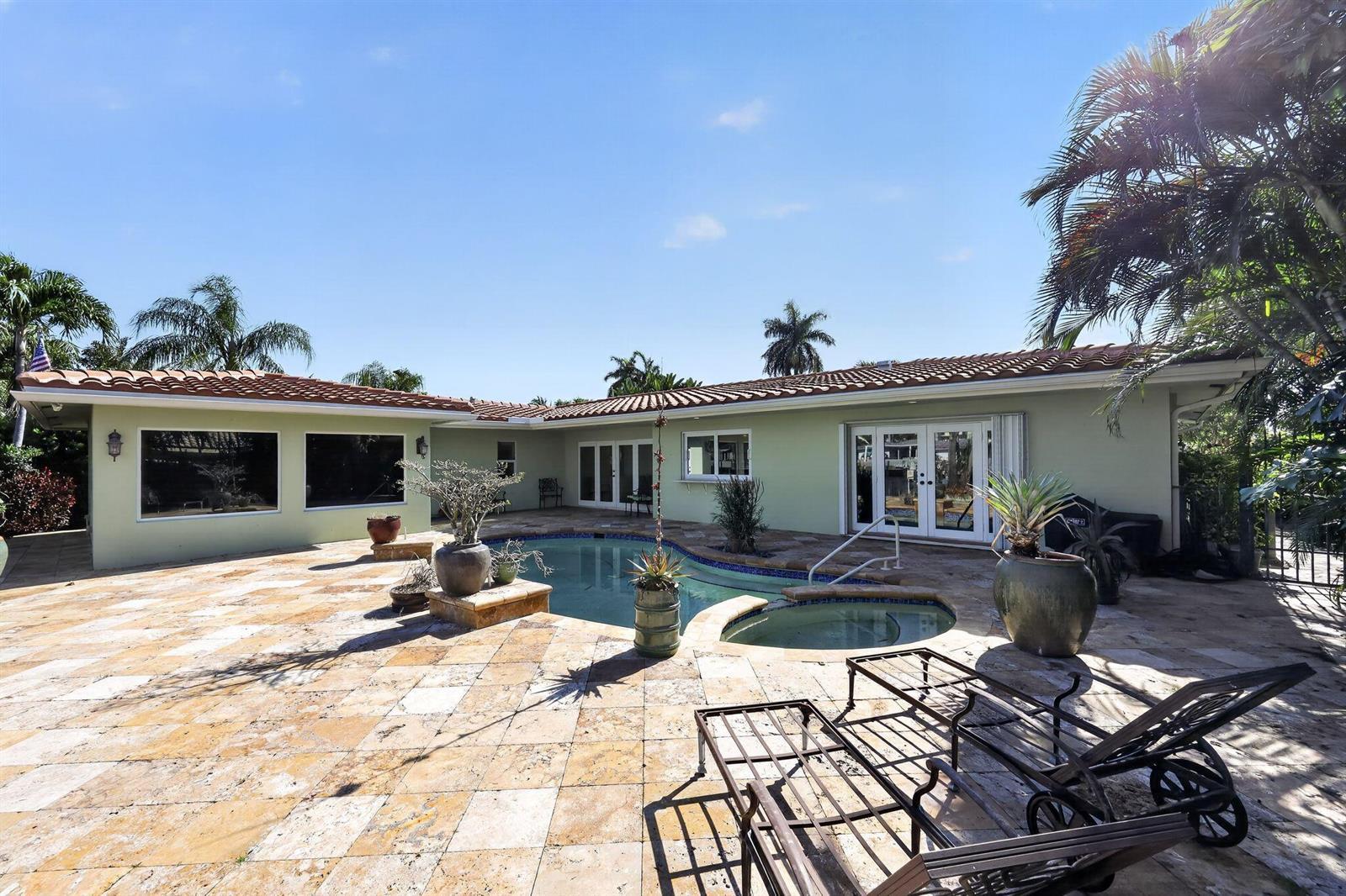5231 NE 28th Avenue, Fort Lauderdale FL 33308