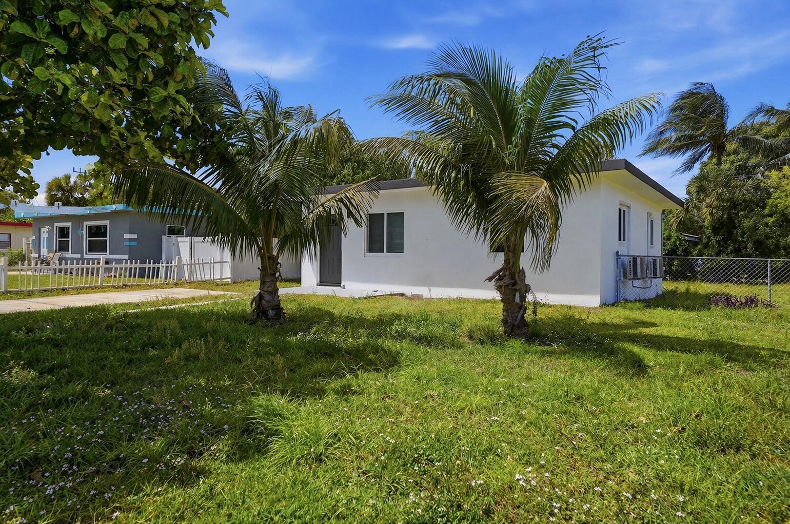 2625 NW 10th Street, Pompano Beach FL 33069 photo 2