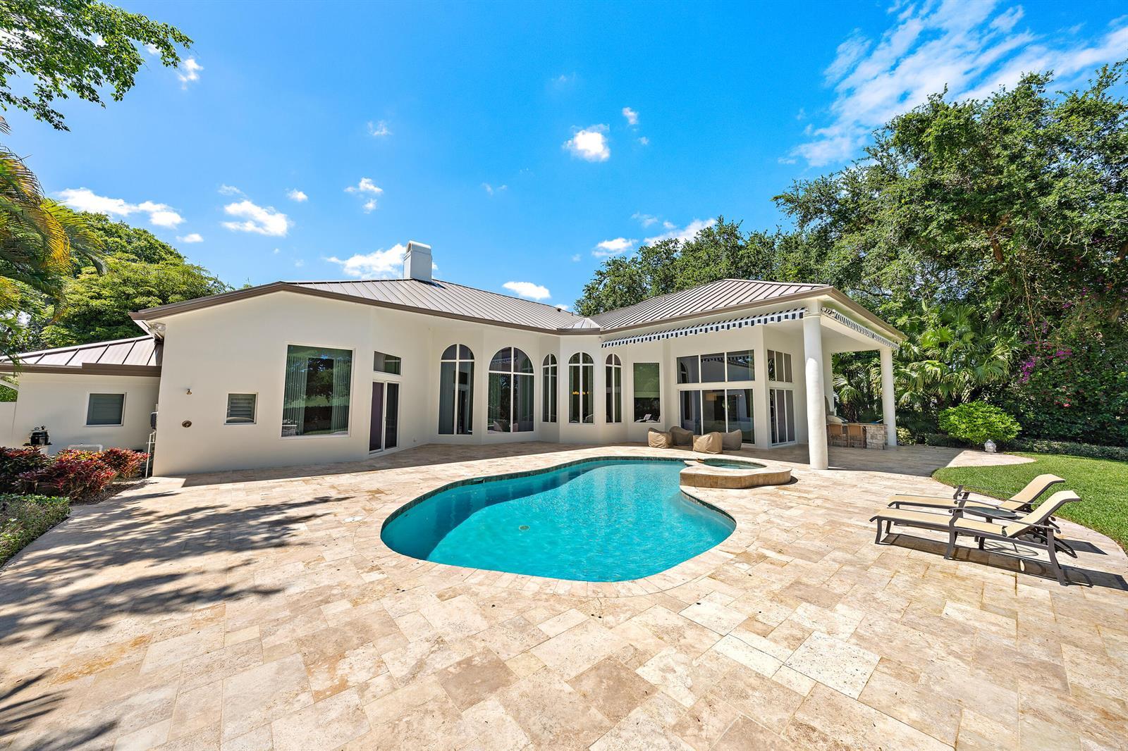 106 Commodore Drive, Jupiter FL 33477 photo 4