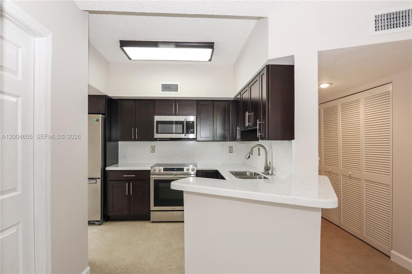 1280 S Alhambra Cir # 2419, Coral Gables FL 33146 photo 4