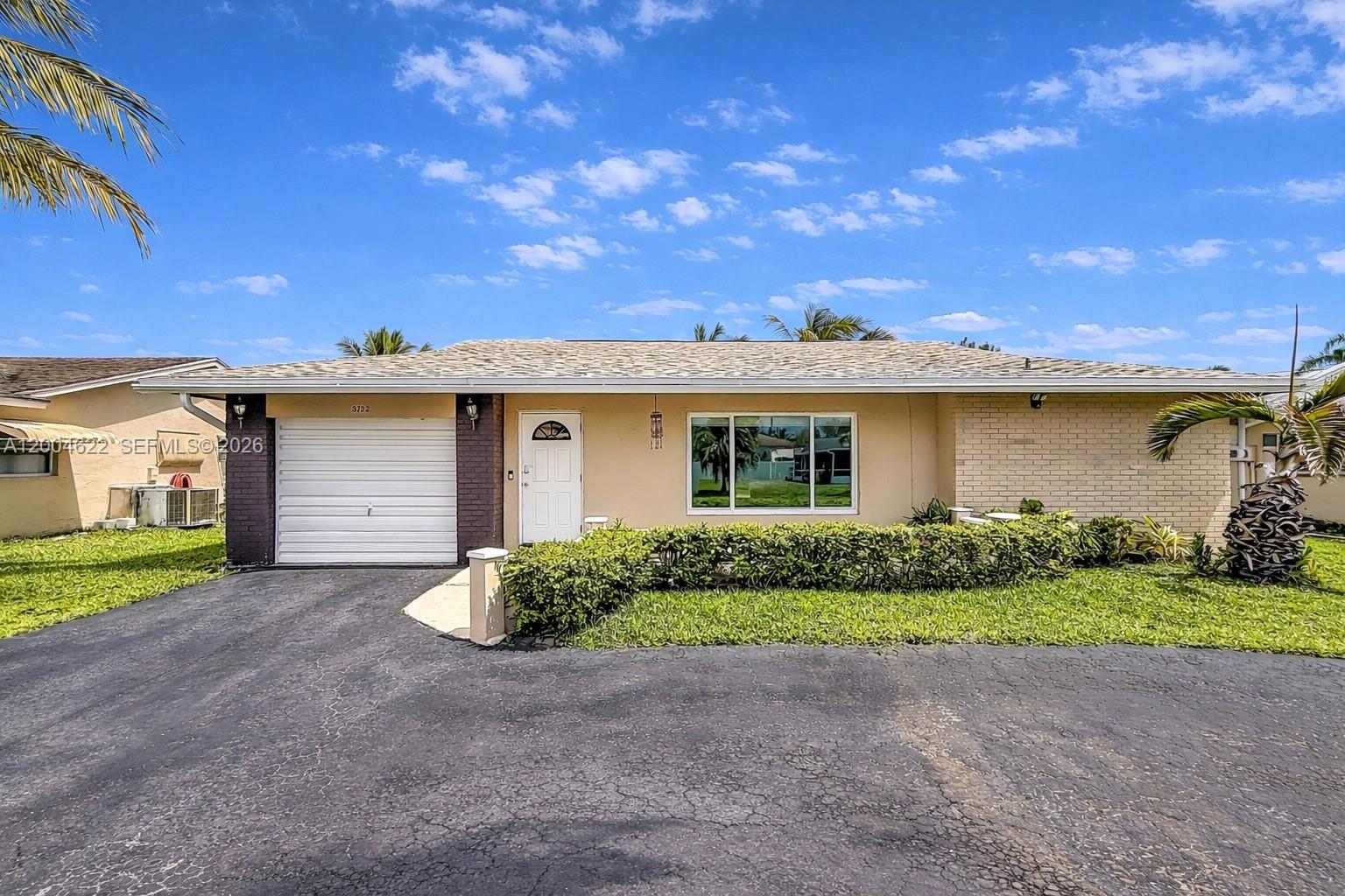 8102 NW 96th Ter, Tamarac FL 33321 photo 5