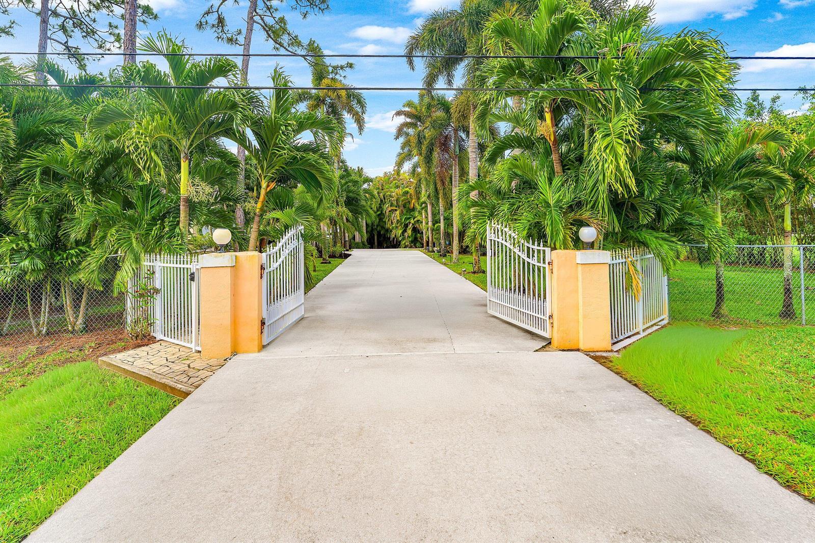 12328 85th Road N, West Palm Beach FL 33412 photo 2