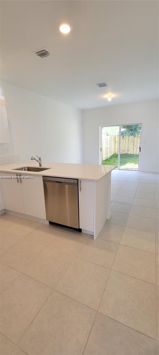 1010 SE 26th Ter, Homestead FL 33035 photo 3