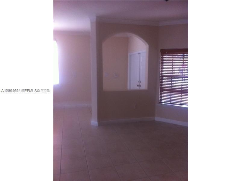 5507 NW 113th Ave, Doral FL 33178 photo 4