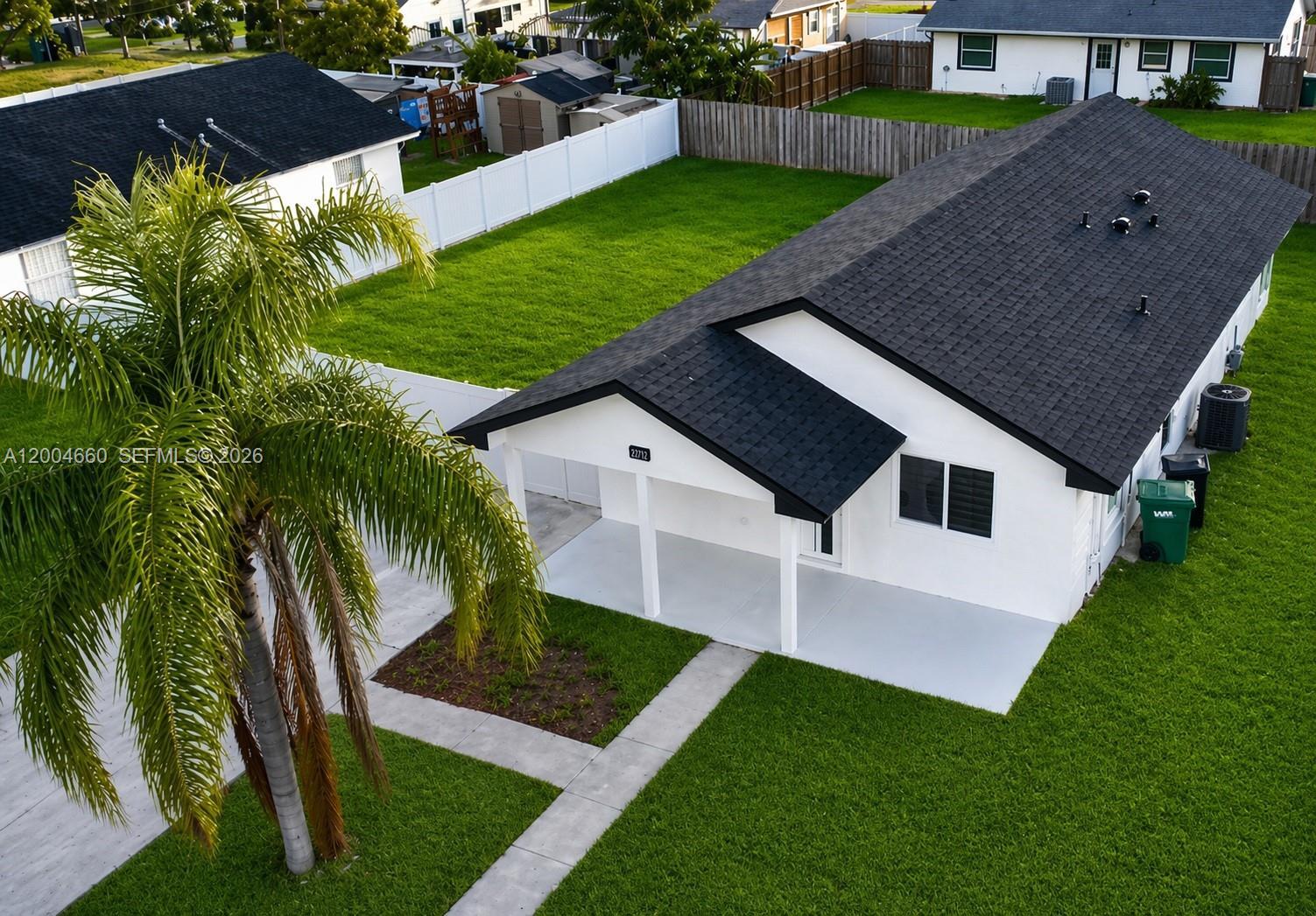 22722 SW 114th Pl, Miami FL 33170