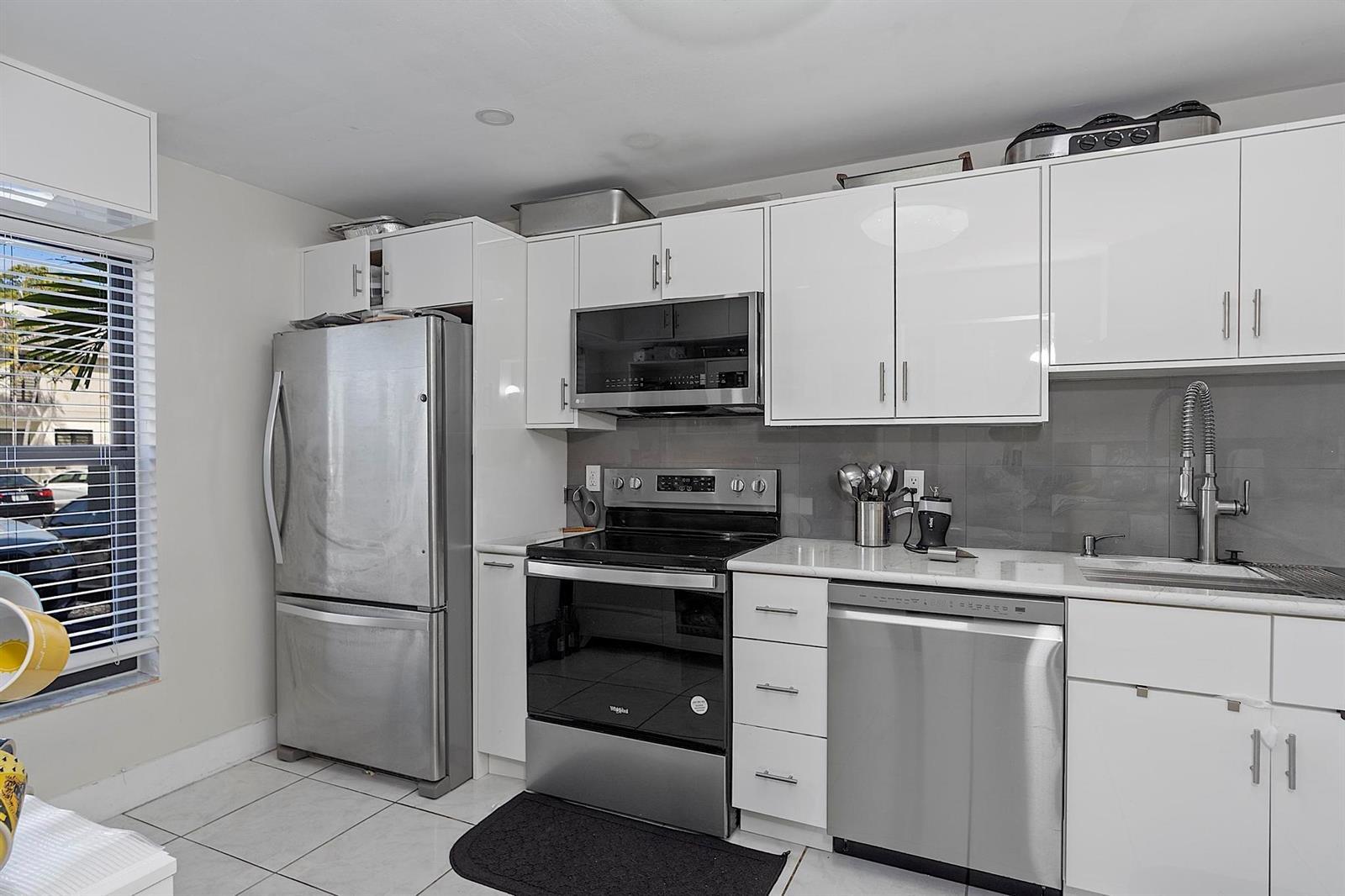 1177 NW 98th Terrace # 132, Pembroke Pines FL 33024 photo 5