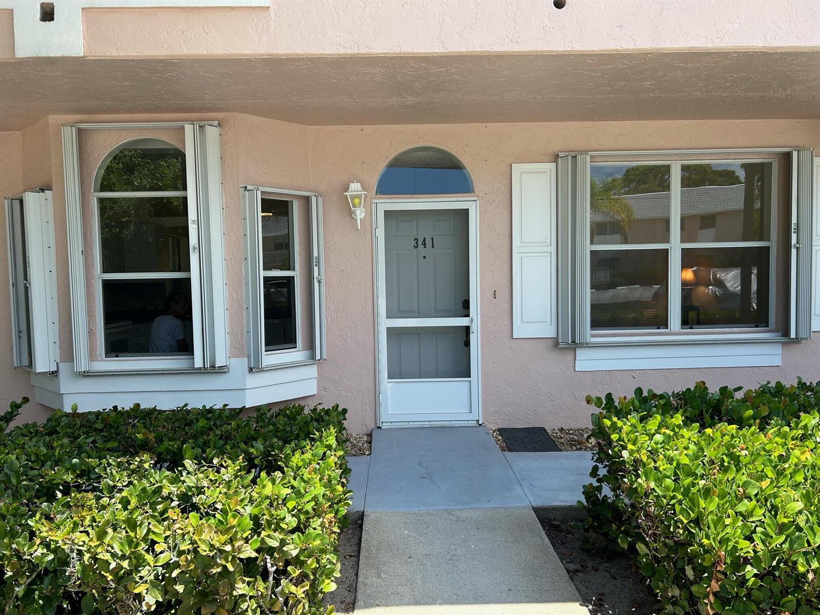 18081 SE Country Club Drive Apt 341, Jupiter FL 33469 photo 2