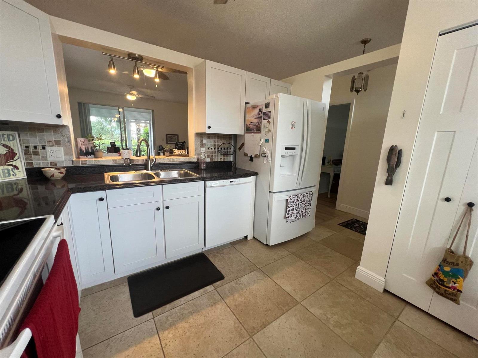 18081 SE Country Club Drive Apt 341, Jupiter FL 33469 photo 5