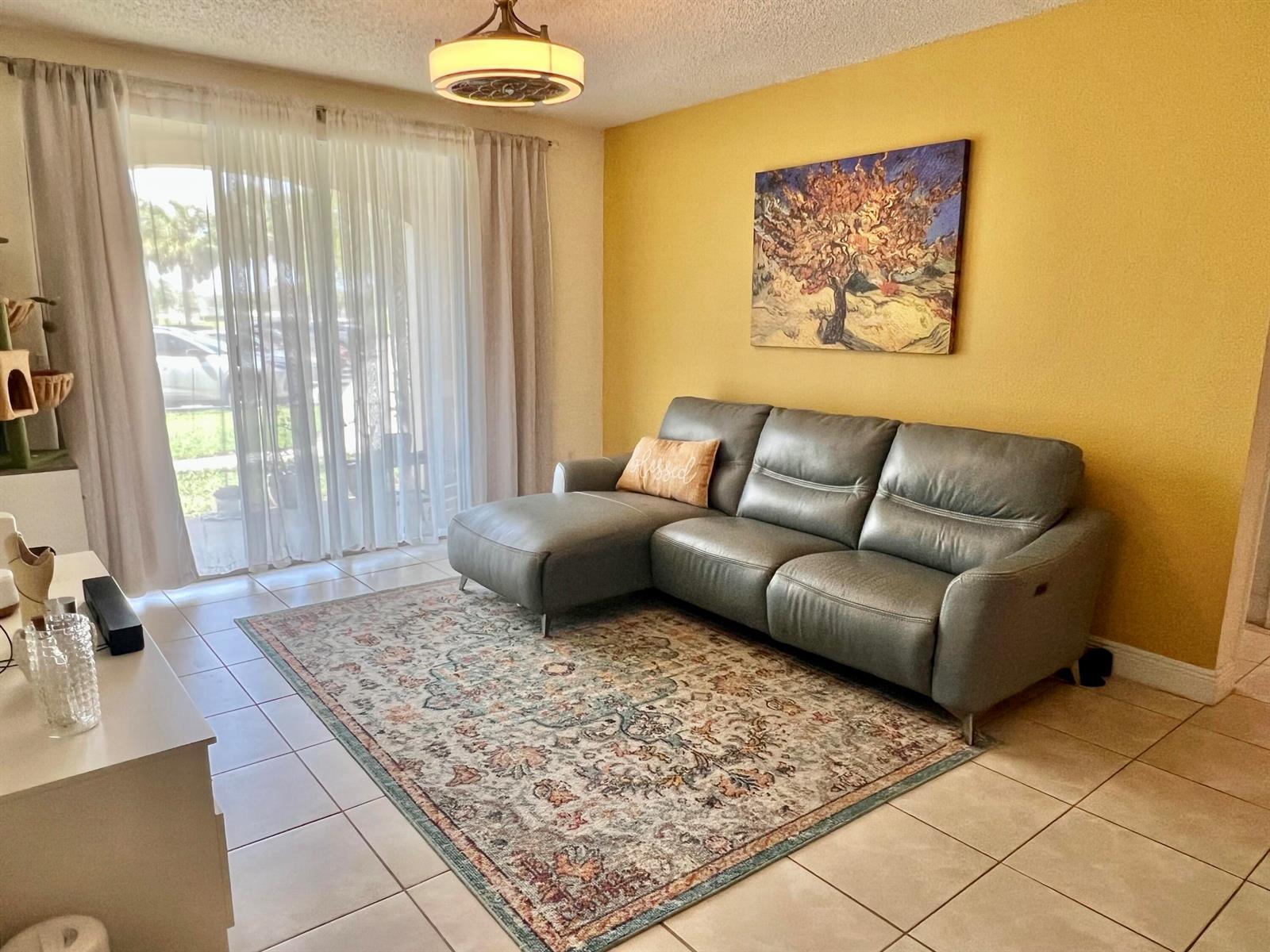 7920 N Nob Hill Road, Tamarac FL 33321 photo 4