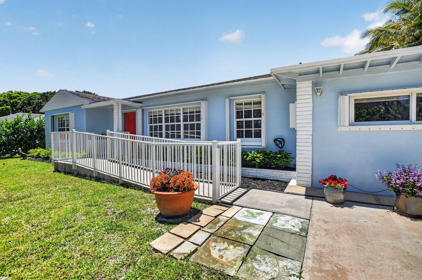 277 NW 3rd Court, Boca Raton FL 33432 photo 2
