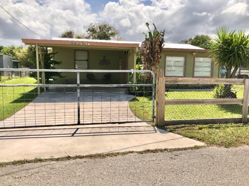 1038 8th Street, Okeechobee FL 34974