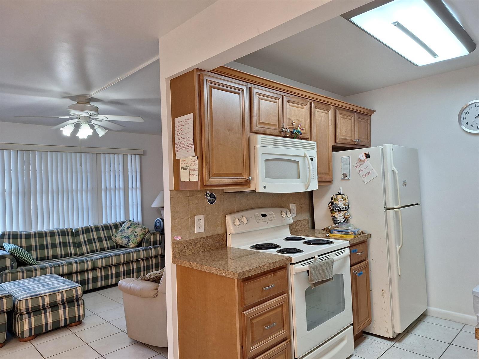 1010 Wolverton E, Boca Raton FL 33434 photo 5