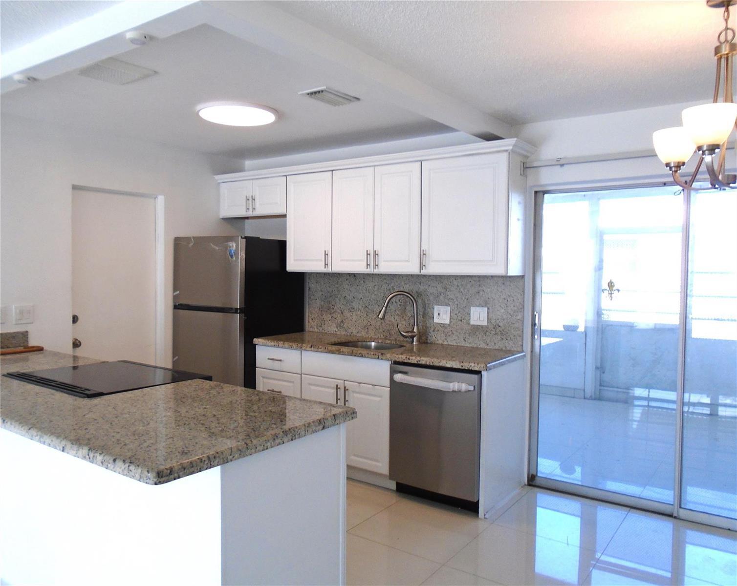 111 NW 31st Court, Pompano Beach FL 33064 photo 2