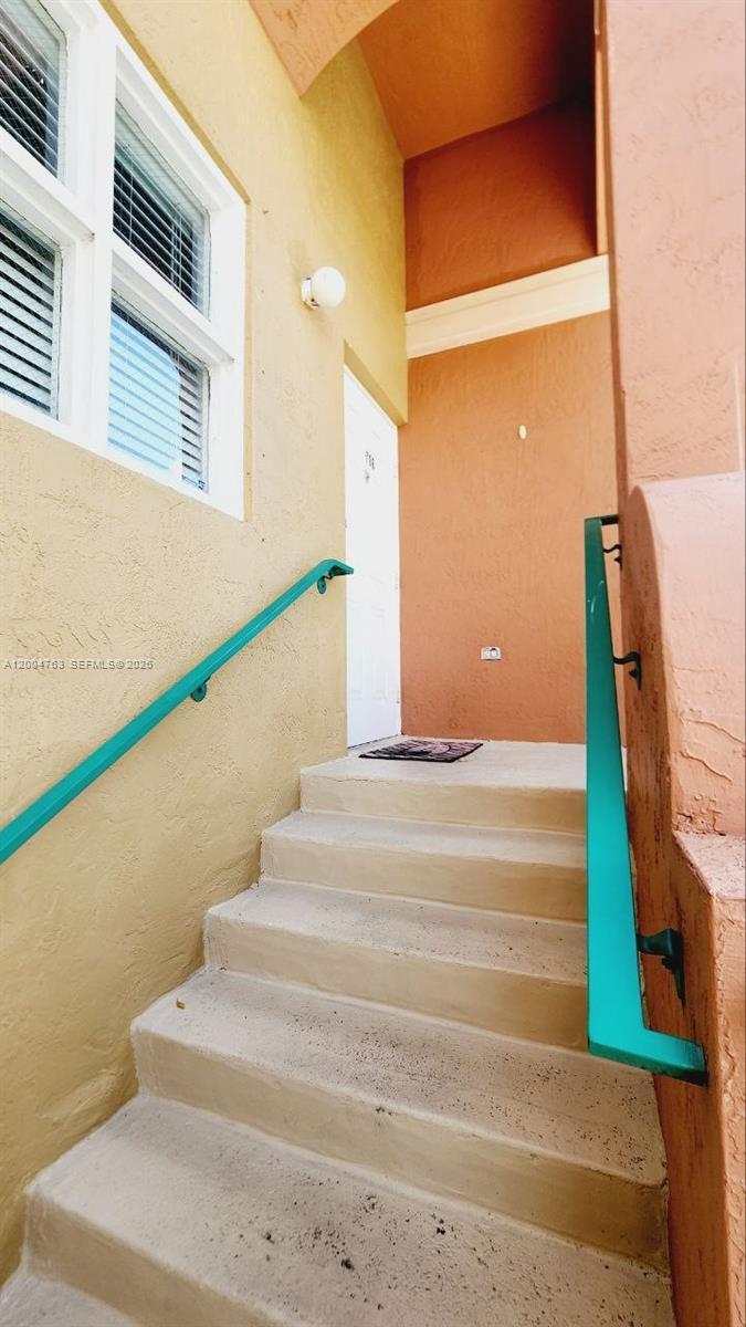 6960 NW 174th Ter # 706, Hialeah FL 33015 photo 2