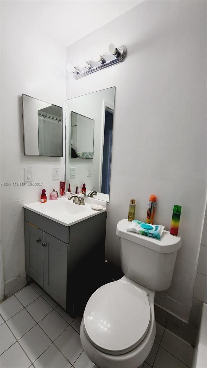 6960 NW 174th Ter # 706, Hialeah FL 33015 photo 4
