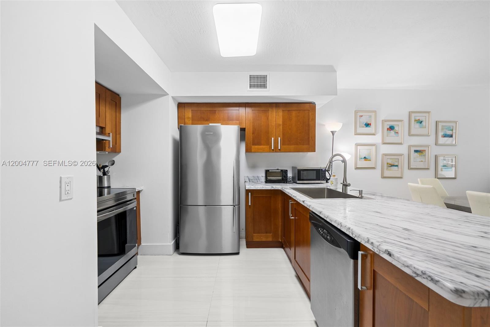 9499 Collins Ave # 207, Surfside FL 33154 photo 3