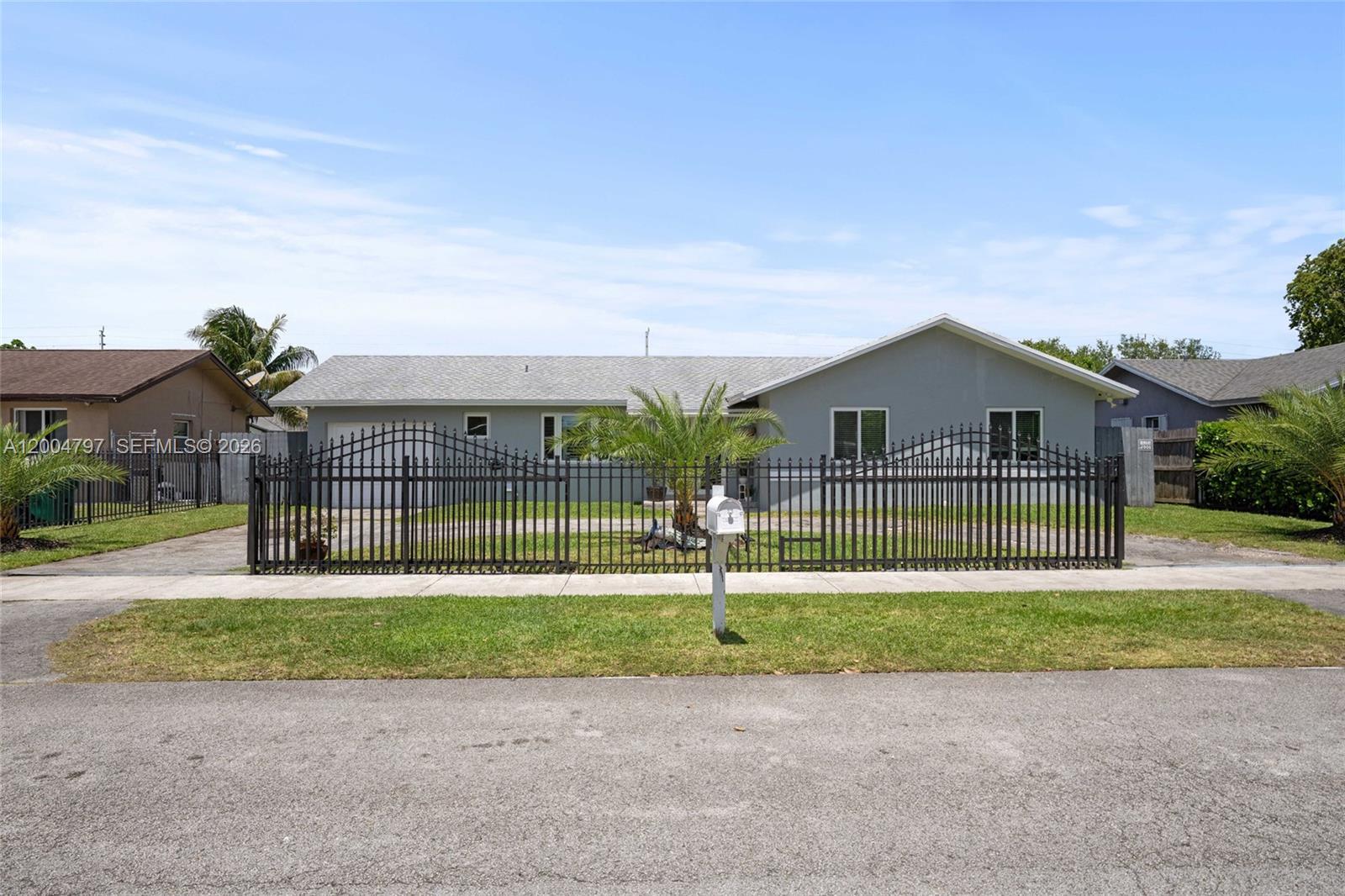 13453 SW 256th Ter, Homestead FL 33032 photo 2