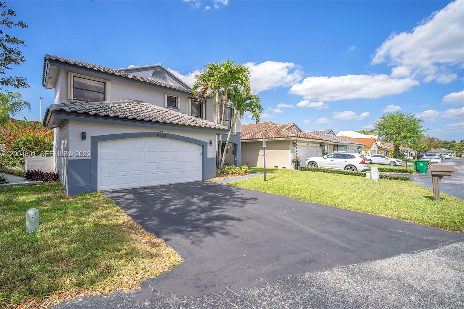 6221 Manchester Ln, Davie FL 33331 photo 3