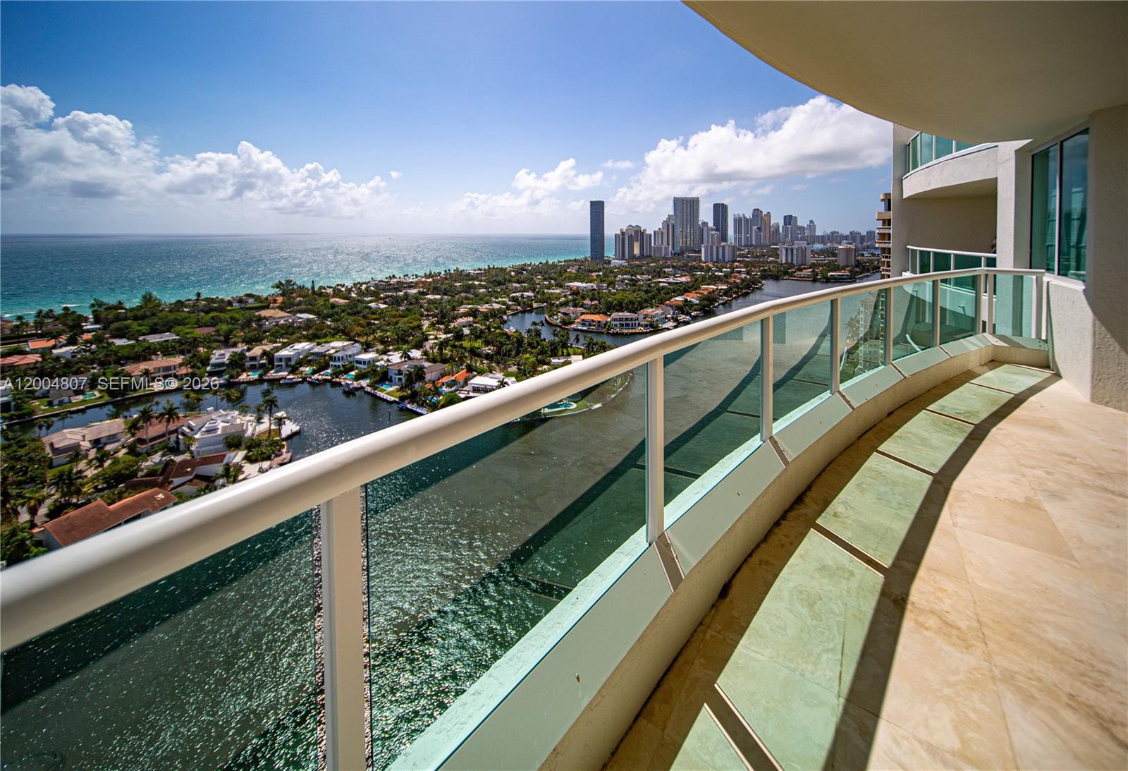 20201 E Country Club Dr, Aventura FL 33180