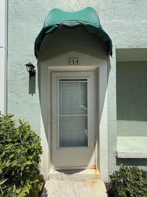 314 Waterside Drive, Hypoluxo FL 33462 photo 2
