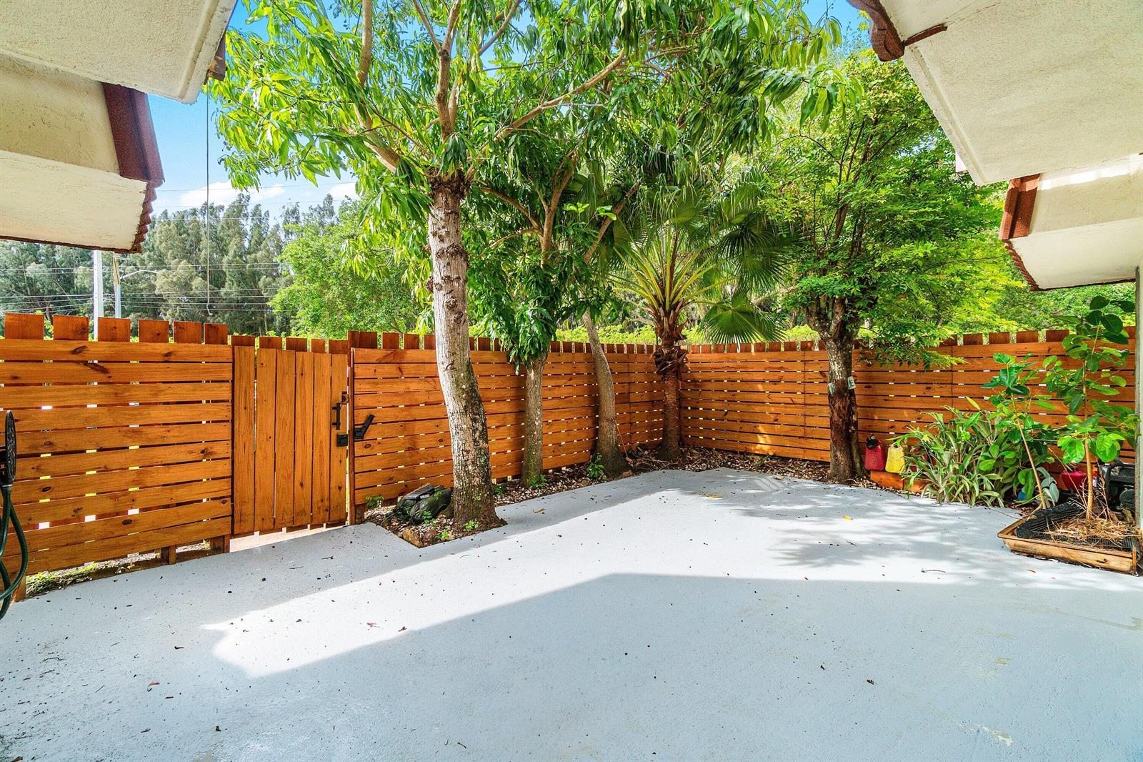 3400 Spanish Wells # a, Delray Beach FL 33445 photo 4