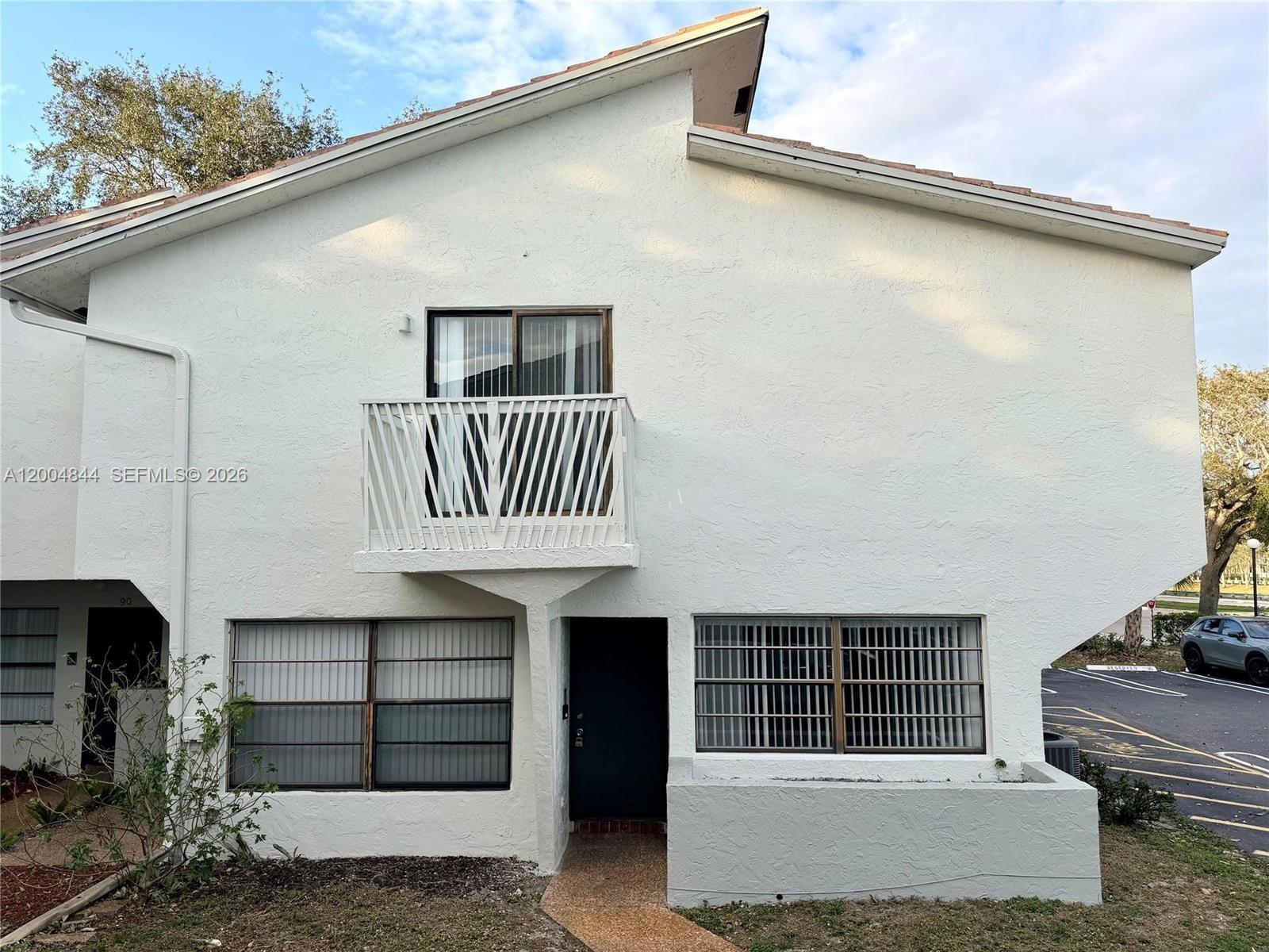2580 Coral Springs Dr # 2580, Coral Springs FL 33065