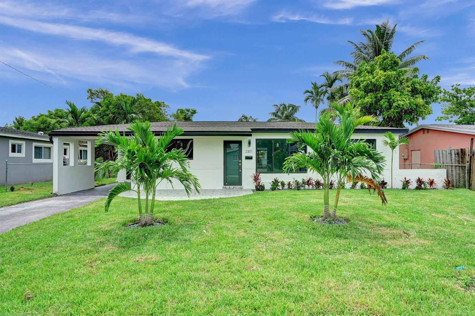 2301 Alcazar Drive, Miramar FL 33023 photo 2