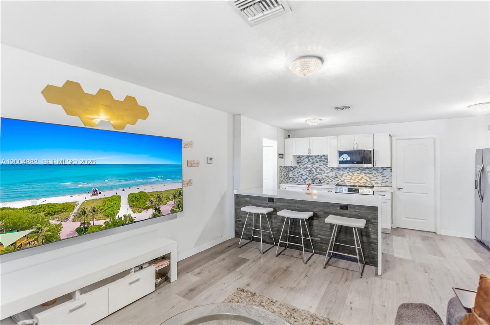2125 NW 27th Ln, Fort Lauderdale FL 33311