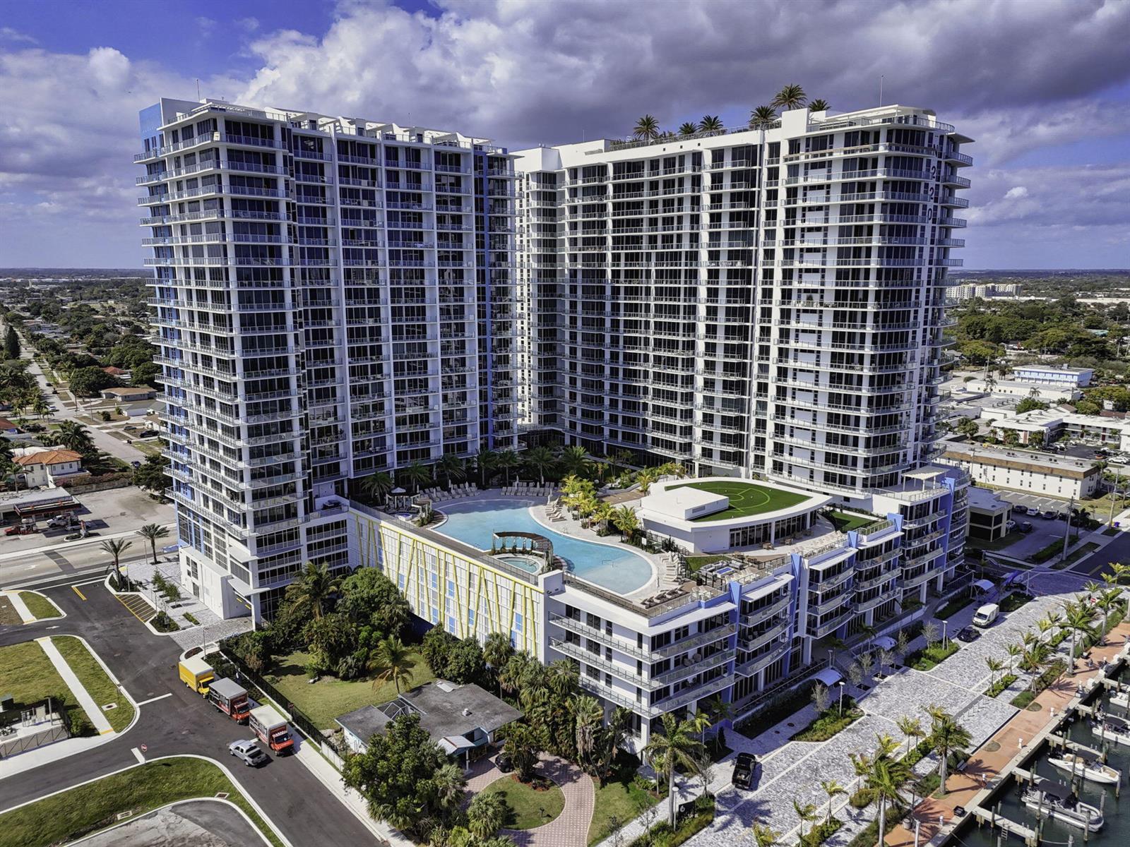220 Lake Shore Drive # 605, Lake Park FL 33403 photo 3