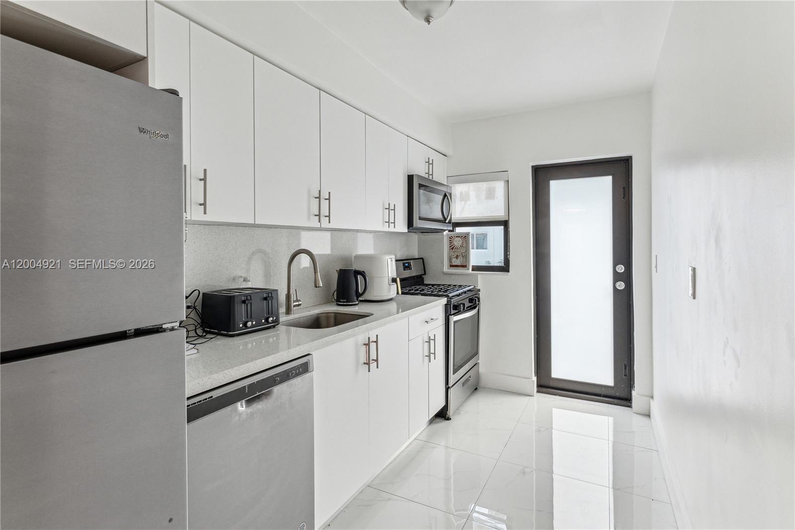 705 83rd St # 3, Miami Beach FL 33141 photo 3