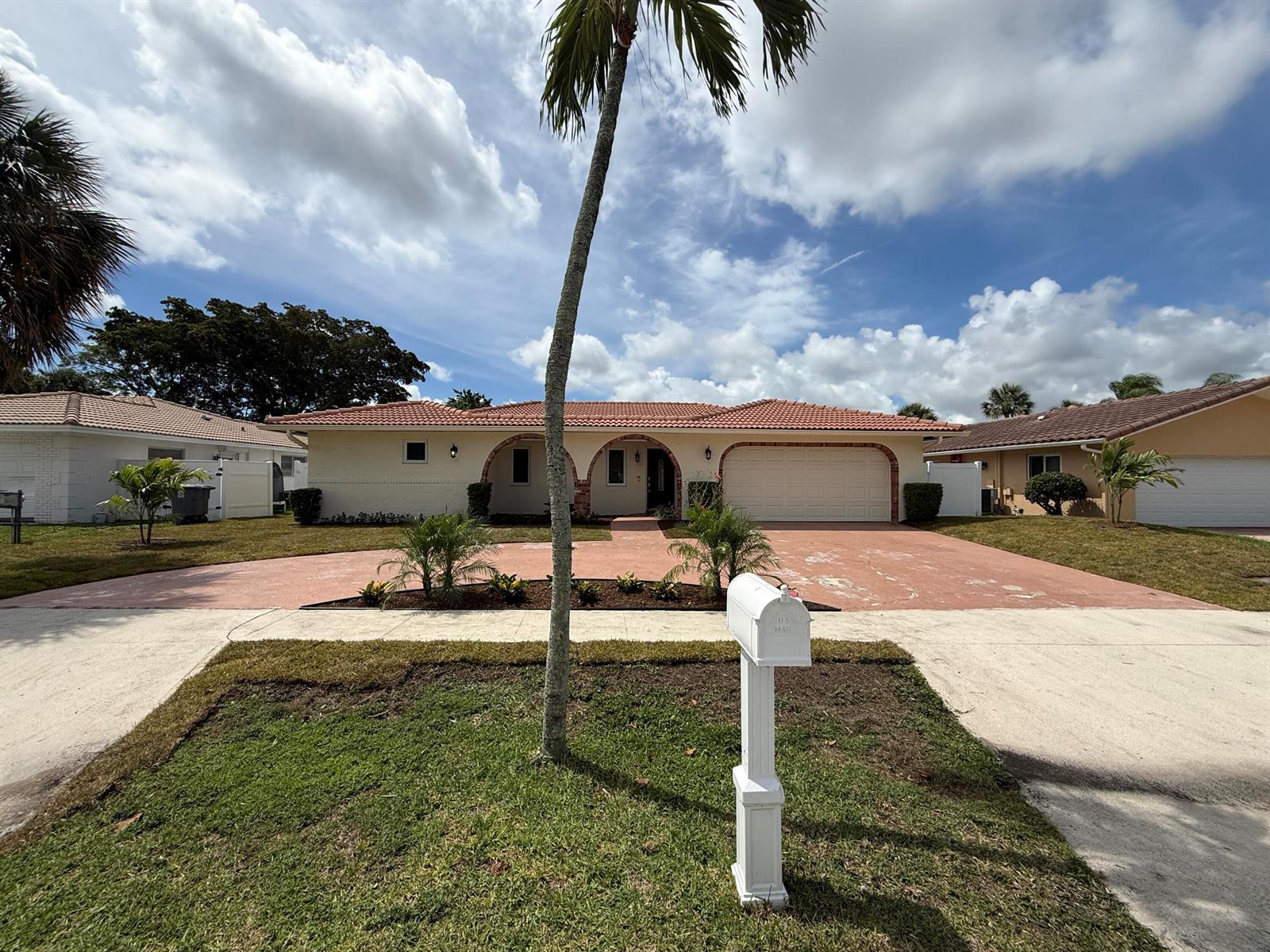 6860 S Calle Del Paz S, Boca Raton FL 33433