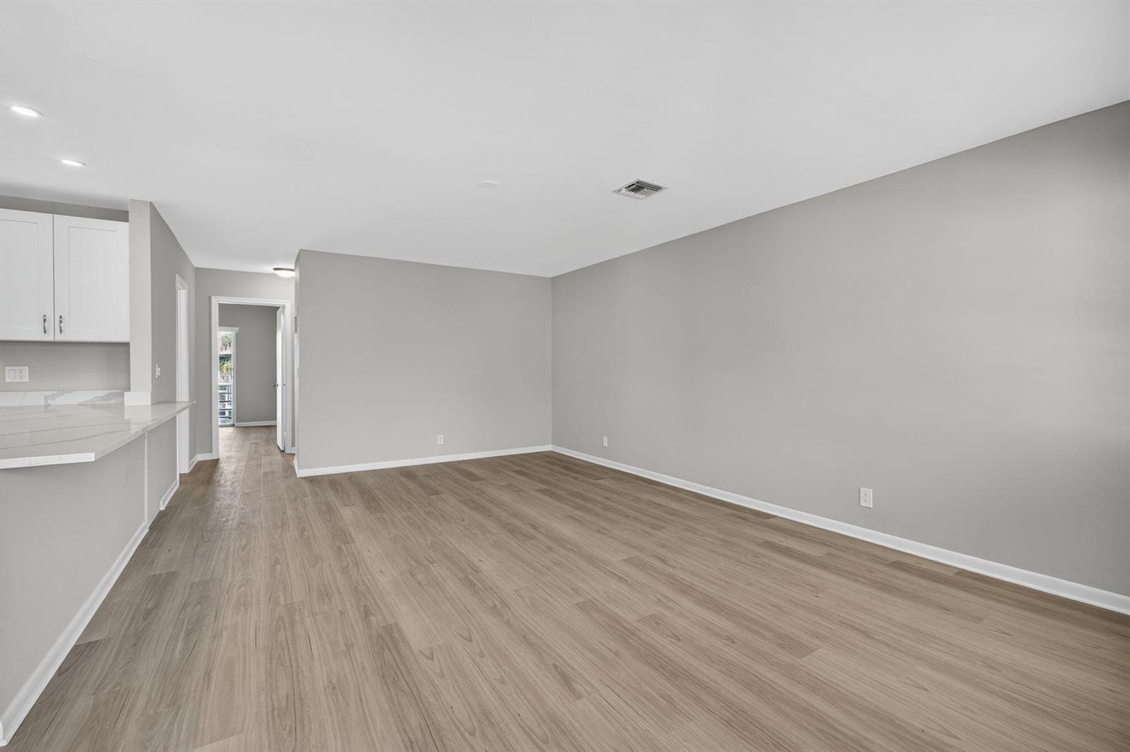 42 Easthampton B, West Palm Beach FL 33417 photo 2