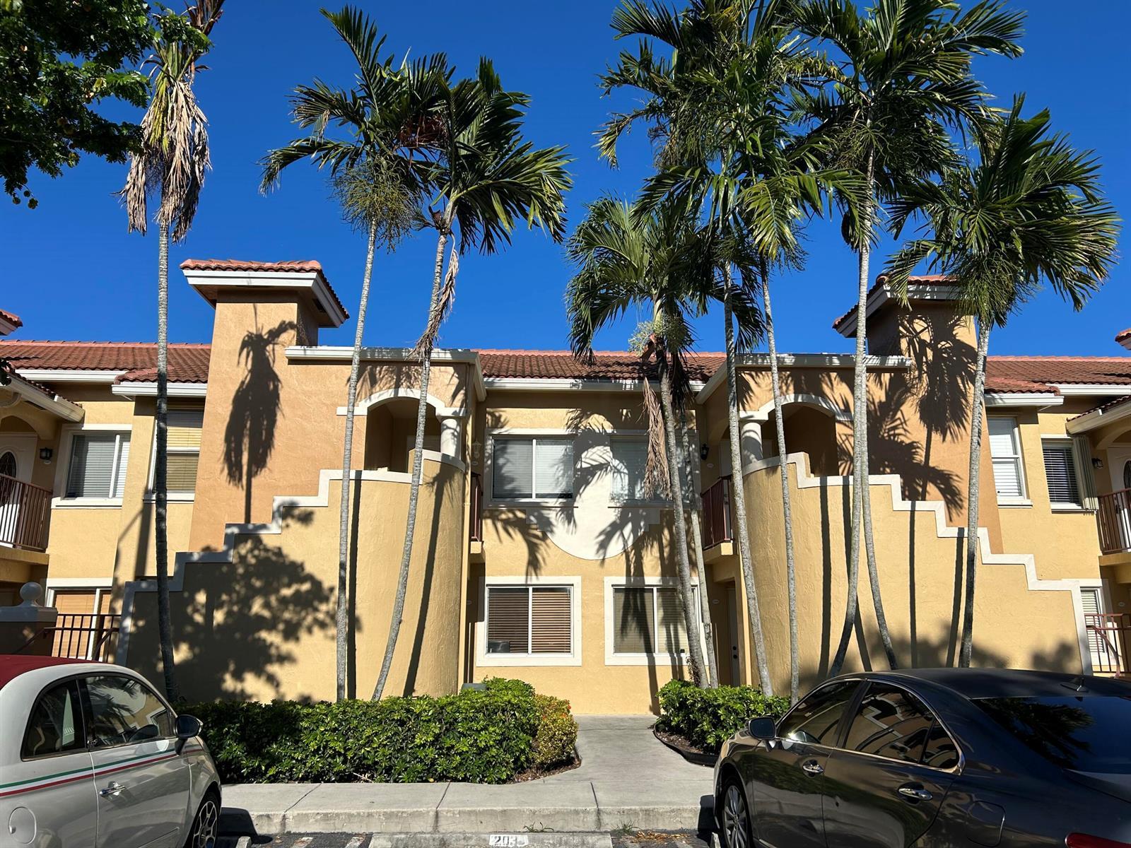 621 NW 78th Terrace # 205, Pembroke Pines FL 33024