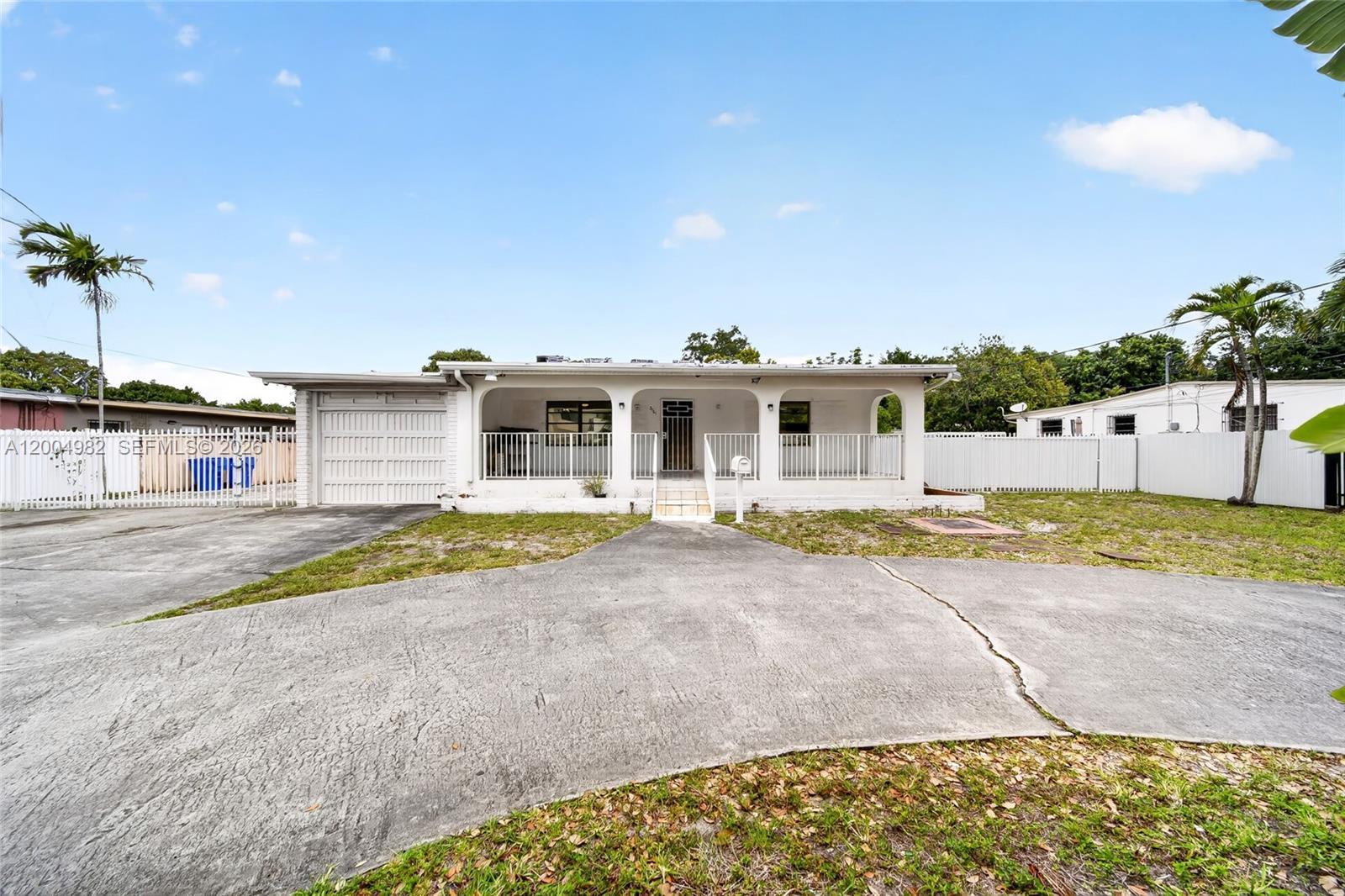 3061 NW 14th St, Miami FL 33125 photo 4