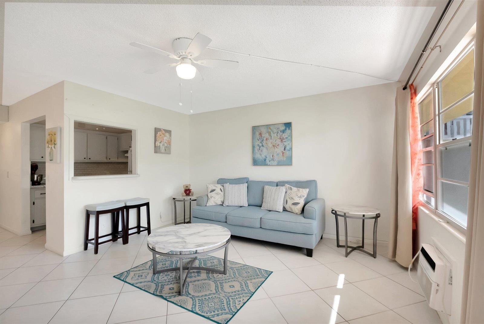 176 Dorset E, Boca Raton FL 33434 photo 3