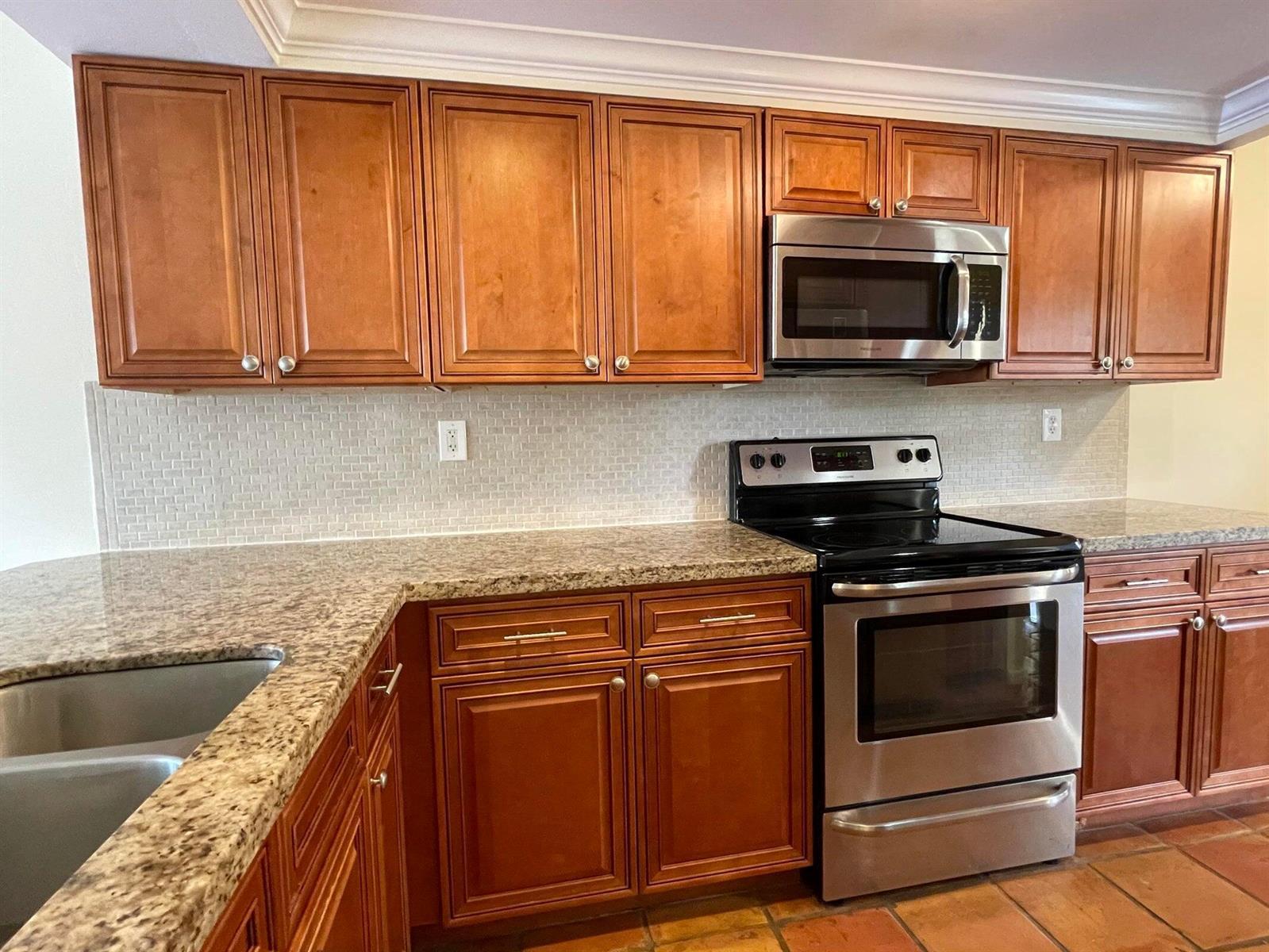 9 Royal Palm Way # 106, Boca Raton FL 33432 photo 3