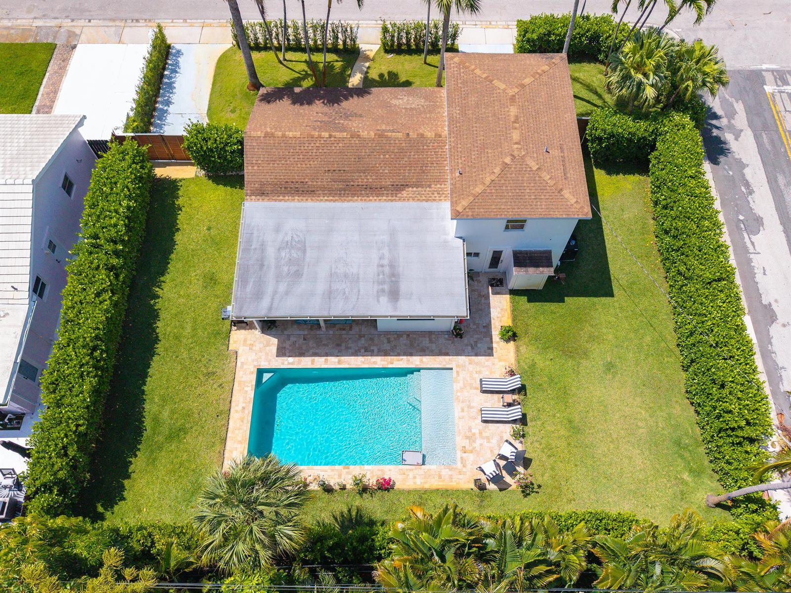 92 18th Avenue S, FL 33460