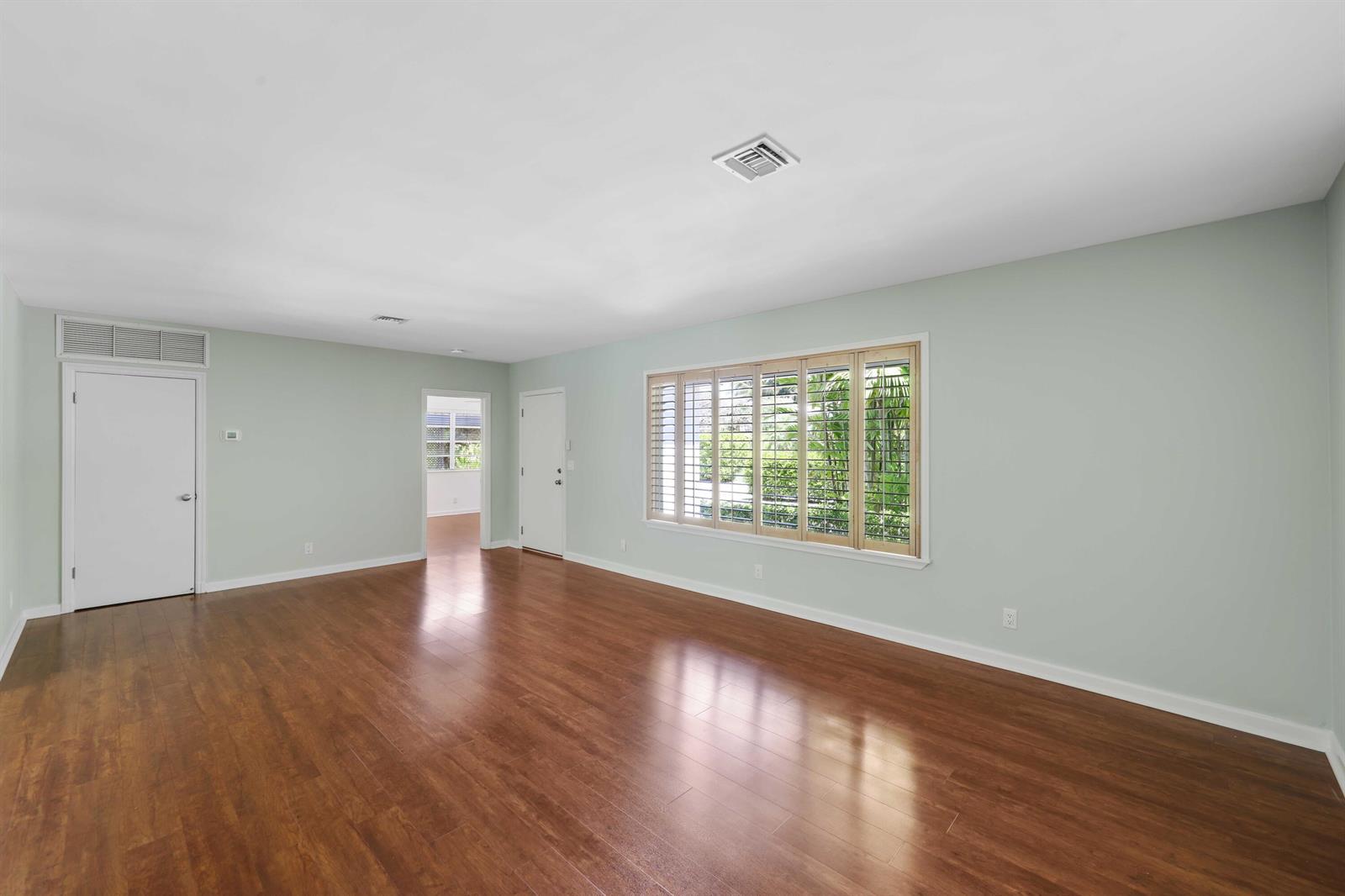246 Merrain Road, Palm Beach FL 33480 photo 4