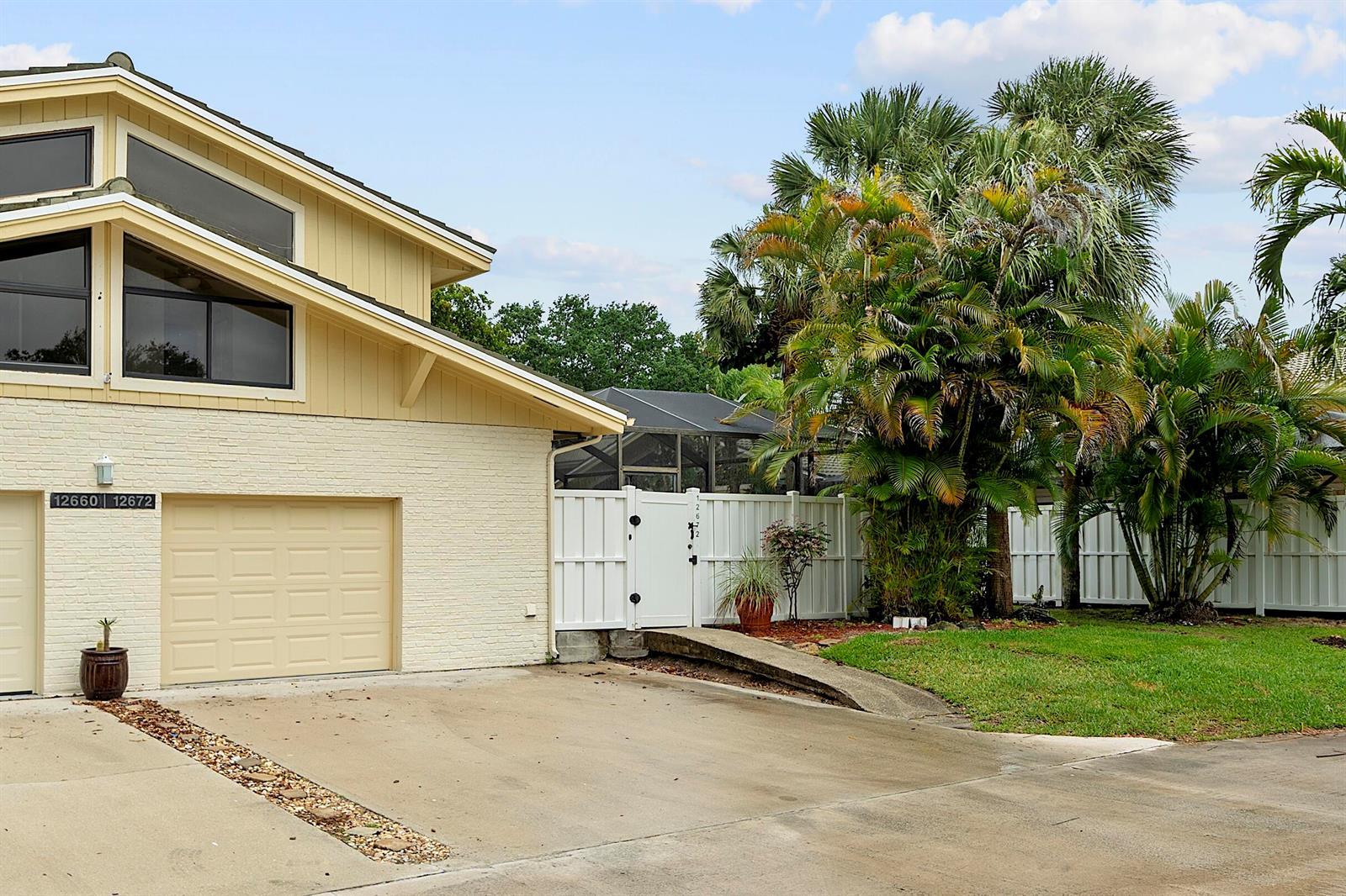 12672 Woodmill Drive, Palm Beach Gardens FL 33418 photo 2