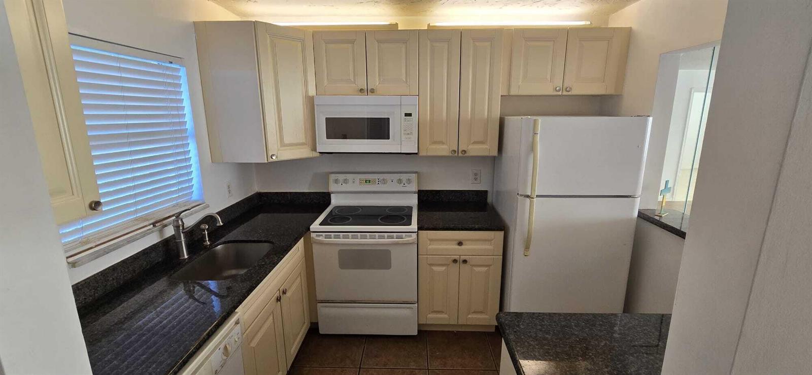 9949 Sandalfoot Boulevard # 531, Boca Raton FL 33428 photo 2