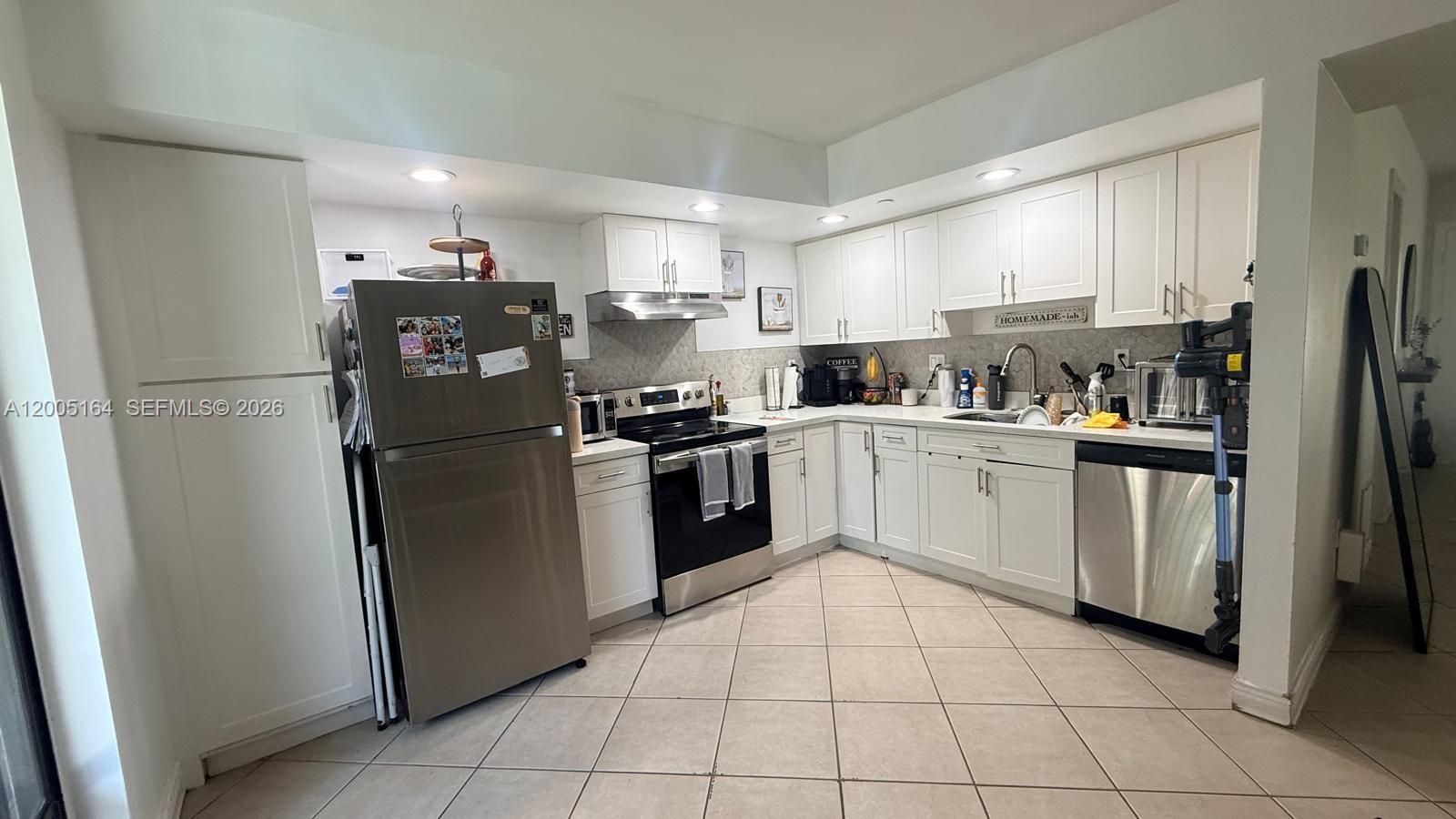 8650 SW 133rd Ave Rd # 213, Miami FL 33183 photo 2