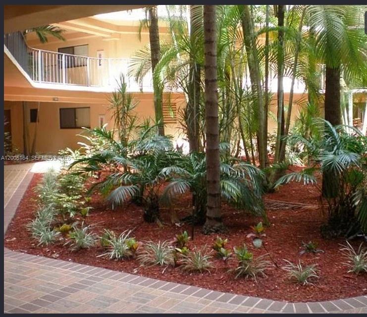 8650 SW 133rd Ave Rd # 213, Miami FL 33183