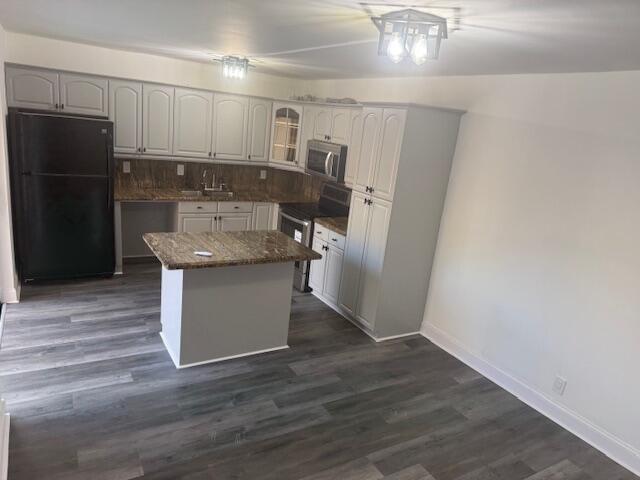 724 Springdale Circle, Palm Springs FL 33461 photo 3