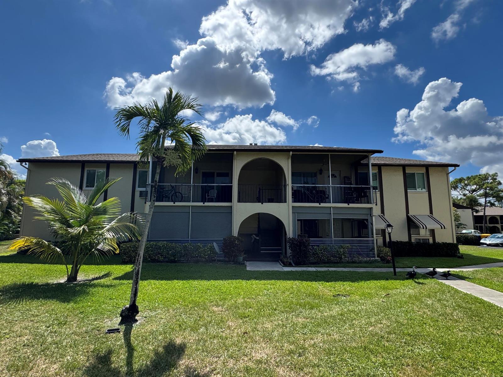 5817 La Pinata Boulevard # 1, FL 33463 photo 2