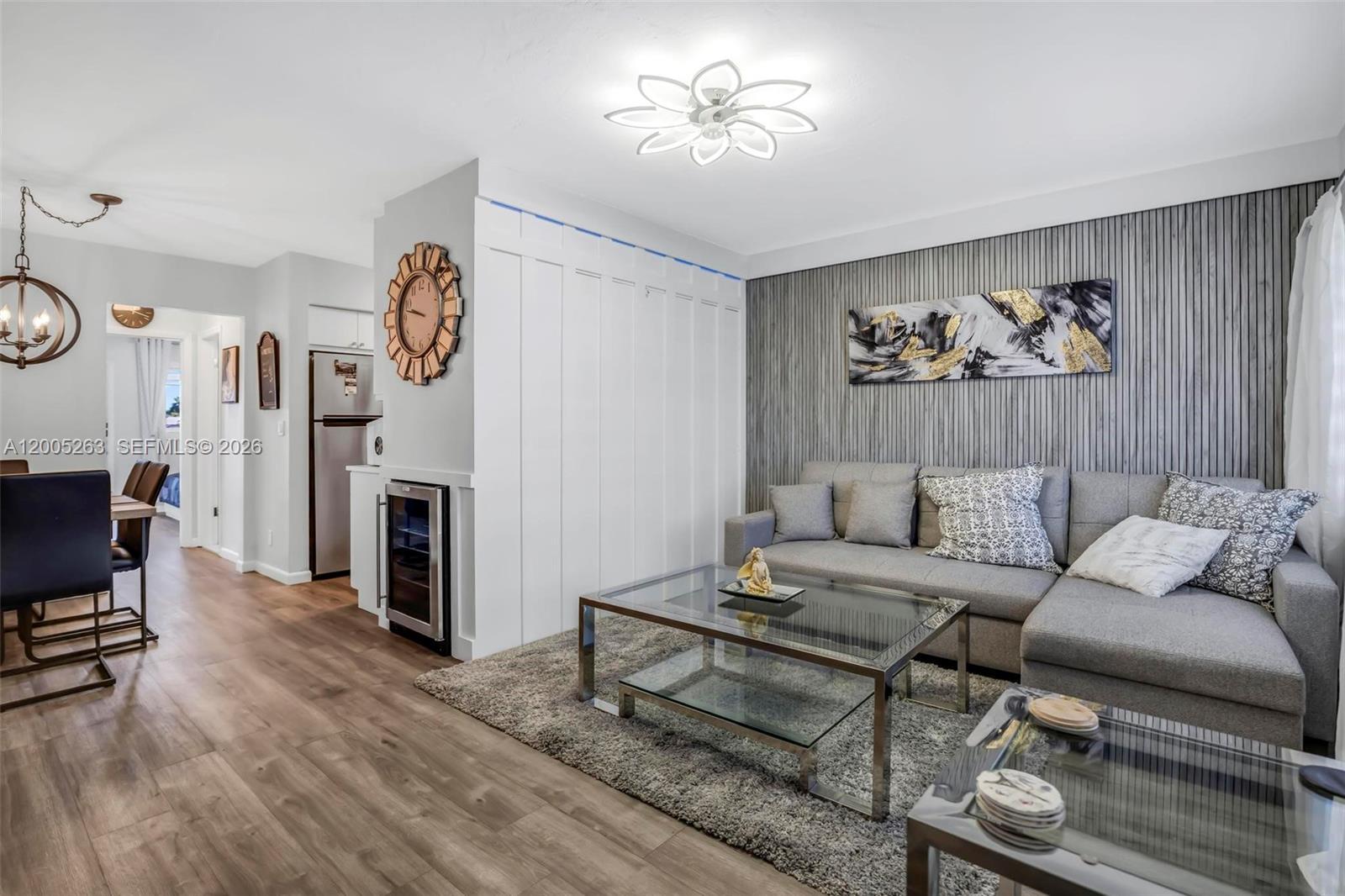 901 SW 11th Ave # 17H, Hallandale Beach FL 33009 photo 2