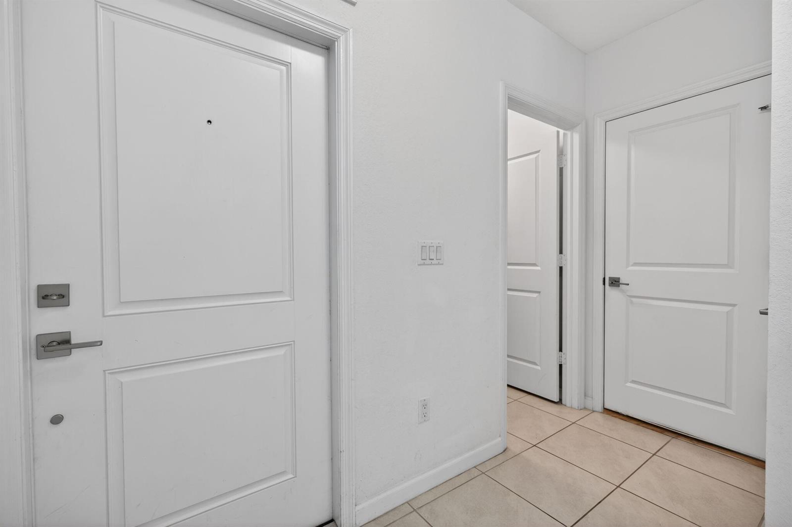 6814 Mitchell Street, Jupiter FL 33458 photo 2