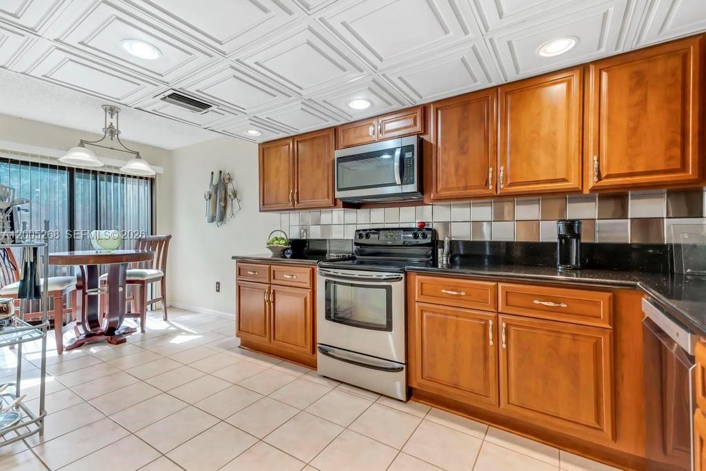 4155 SW 85th Ave, Davie FL 33328 photo 3
